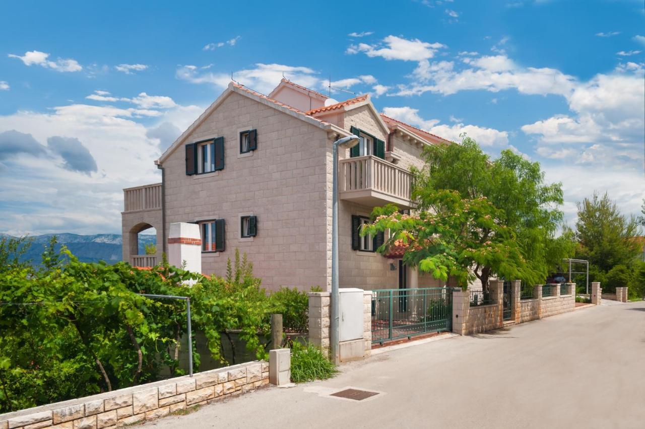 Apartments By The Sea Postira, Brac - 15242 Bagian luar foto