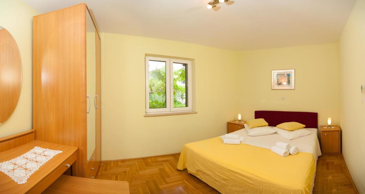 Apartments By The Sea Postira, Brac - 15242 Bagian luar foto