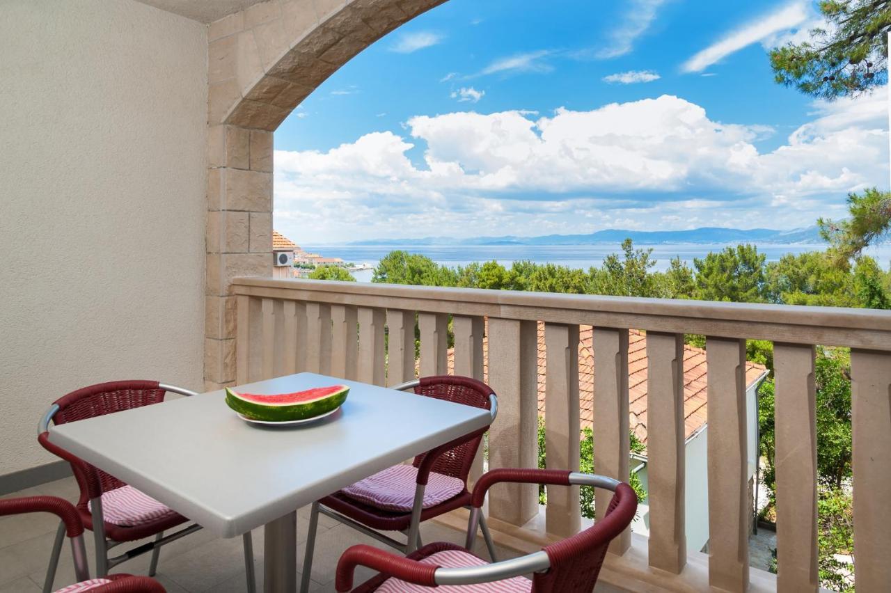 Apartments By The Sea Postira, Brac - 15242 Bagian luar foto